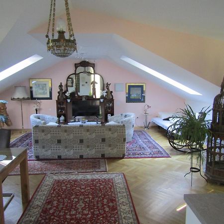 Villa Kreuthhof Appartements 클로스터노이부르크 외부 사진