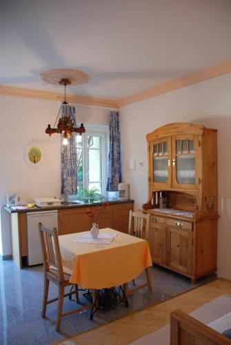 Villa Kreuthhof Appartements 클로스터노이부르크 외부 사진