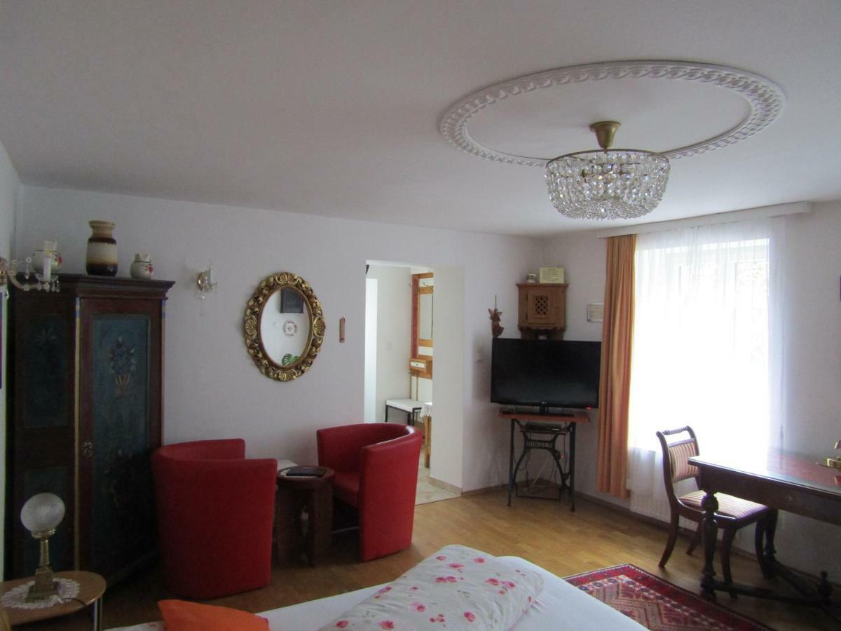 Villa Kreuthhof Appartements 클로스터노이부르크 외부 사진